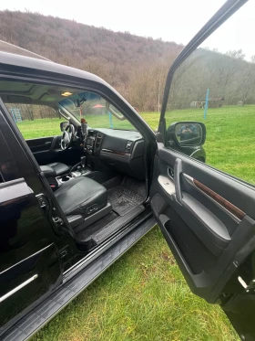 Mitsubishi Pajero Golden Laine - 48000 лв. / 24542.01 € - 69132137 6 | Car24.bg Mitsubishi Pajero Golden Laine - 48000 лв. / 24542.01 € - 69132137 6
