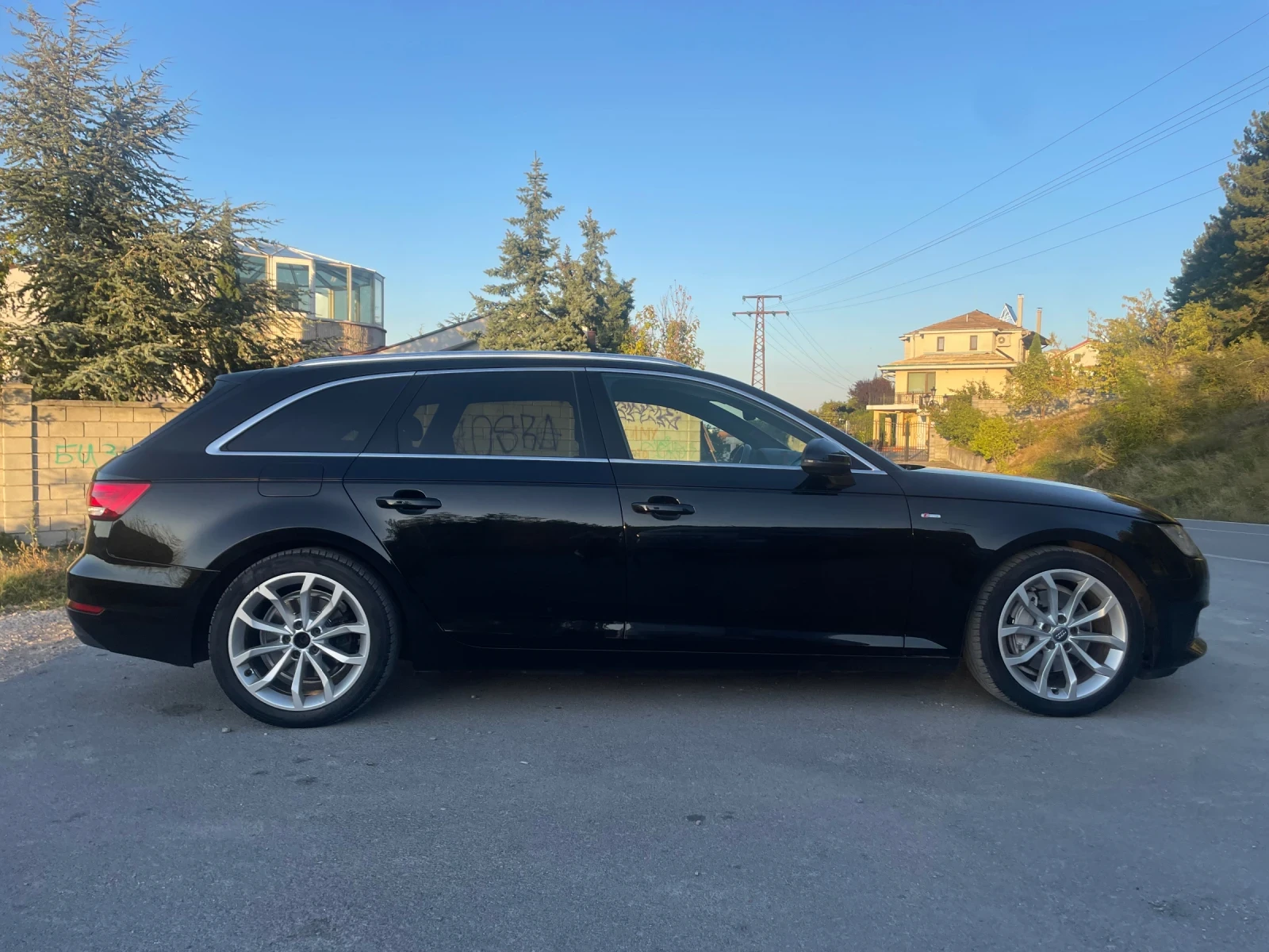 Audi A4 2.0 TDI 190 hp QUATTRO S-Line - изображение 4 | Auto.bg Audi A4 2.0 TDI 190 hp QUATTRO S-Line - изображение 4