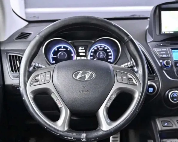 Hyundai Tucson 2.0 CRDI 4WD - изображение 10 | Auto.bg Hyundai Tucson 2.0 CRDI 4WD - изображение 10