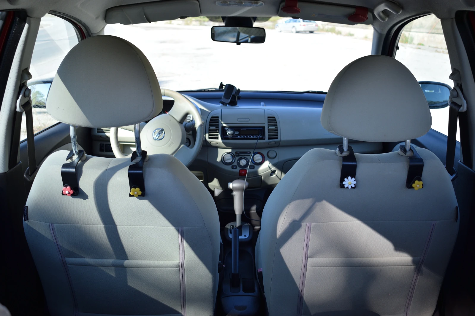 Nissan Micra (K12) 1.4 i 16V (88 Hp) Automatic - изображение 8 | Auto.bg Nissan Micra (K12) 1.4 i 16V (88 Hp) Automatic - изображение 8
