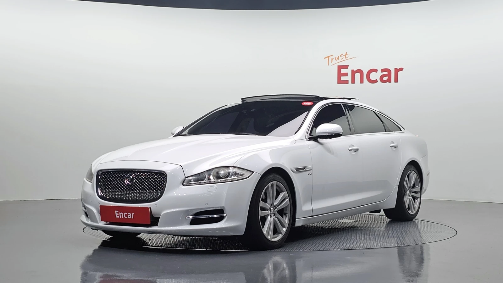Jaguar Xj 3.0SC PREMIUM LUXURY LWB | Auto.bg — изображение 1 Jaguar Xj 3.0SC PREMIUM LUXURY LWB | Auto.bg — изображение 1