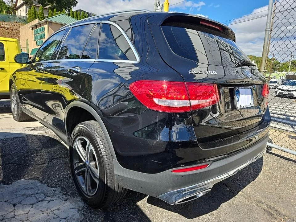 Mercedes-Benz GLC 300 4MATIC - изображение 5 | Auto.bg Mercedes-Benz GLC 300 4MATIC - изображение 5