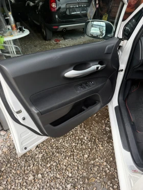 Toyota Auris 1.33i - 13999 лв. / 7157.58 € - 53640129 10 | Car24.bg Toyota Auris 1.33i - 13999 лв. / 7157.58 € - 53640129 10