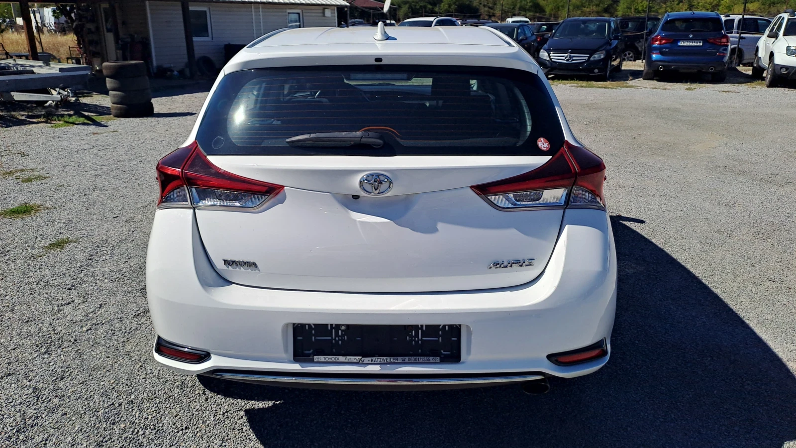 Toyota Auris 1.2it - изображение 5 | Auto.bg Toyota Auris 1.2it - изображение 5