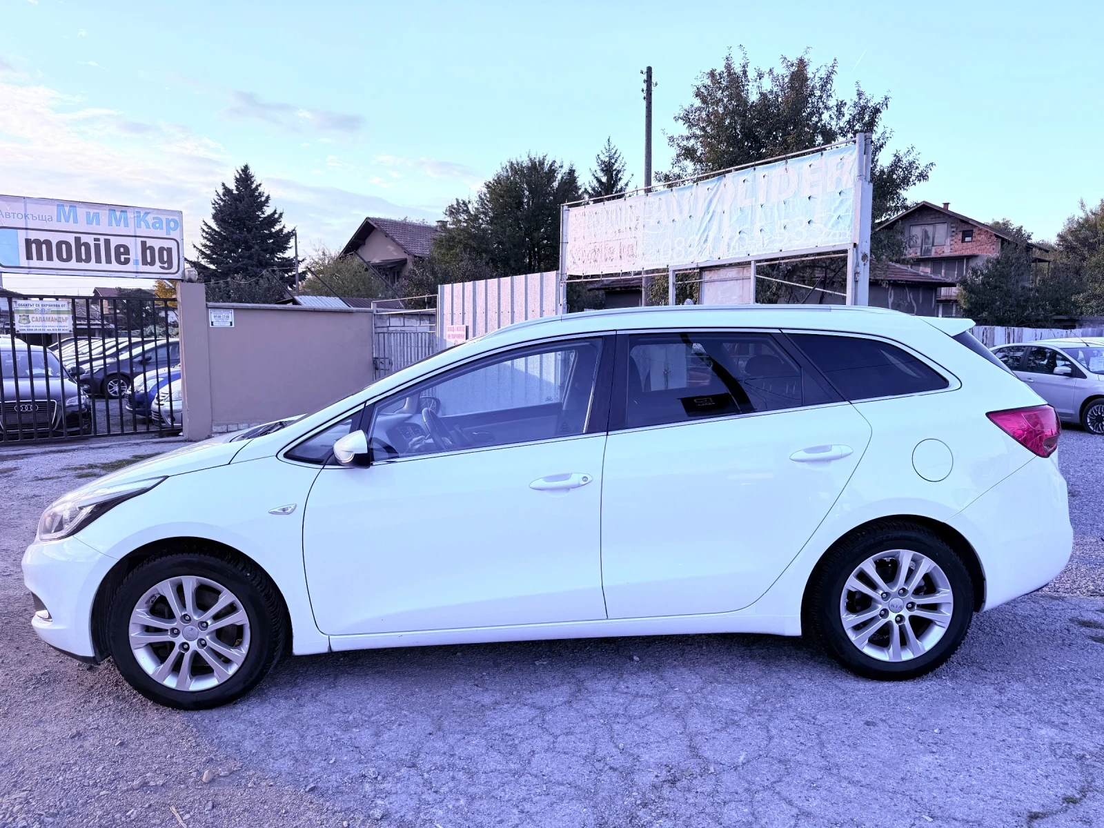 Kia Ceed 1.6 CRDI 110k.c. - изображение 2 | Auto.bg Kia Ceed 1.6 CRDI 110k.c. - изображение 2