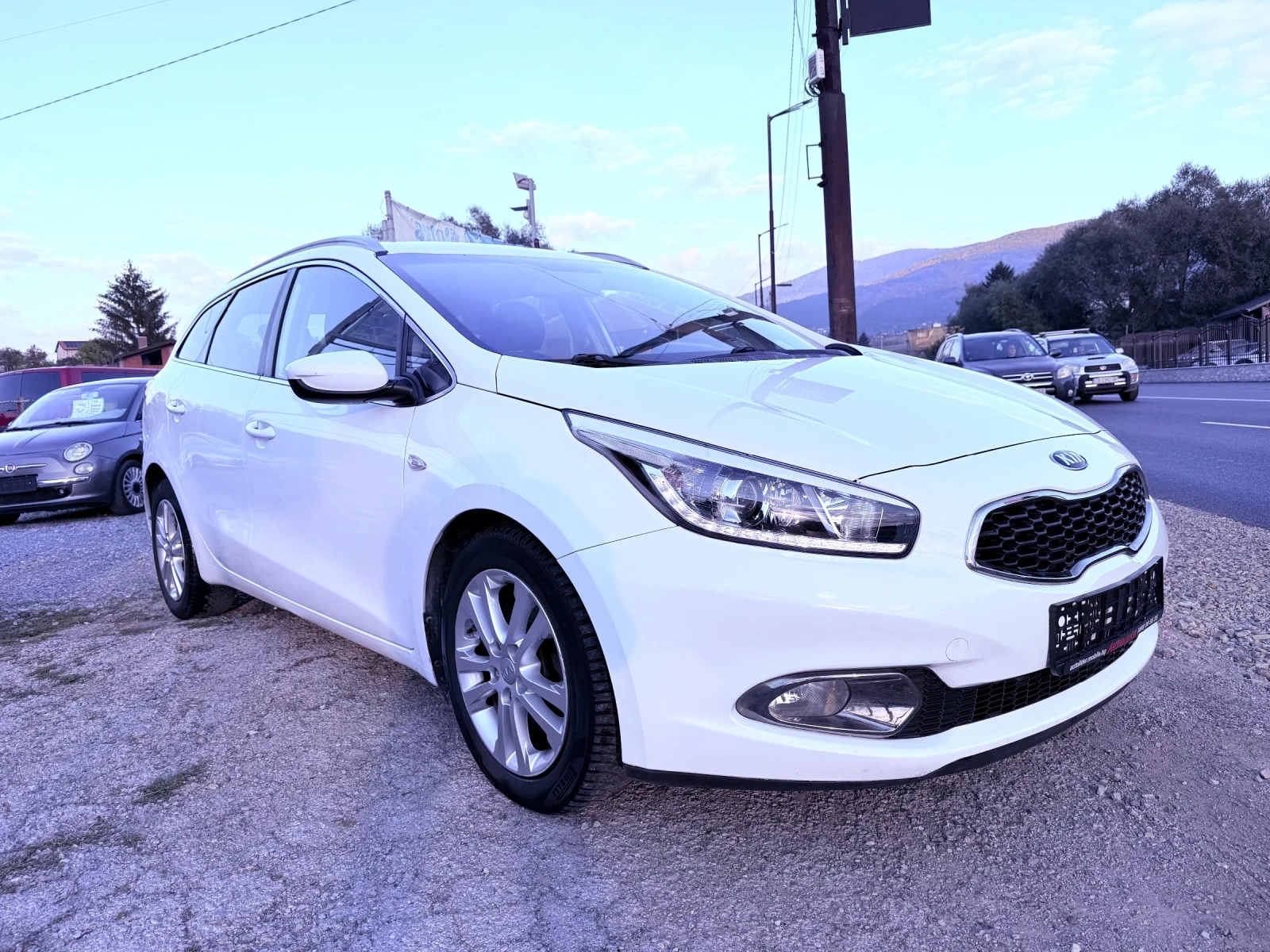 Kia Ceed 1.6 CRDI 110k.c. - изображение 4 | Auto.bg Kia Ceed 1.6 CRDI 110k.c. - изображение 4