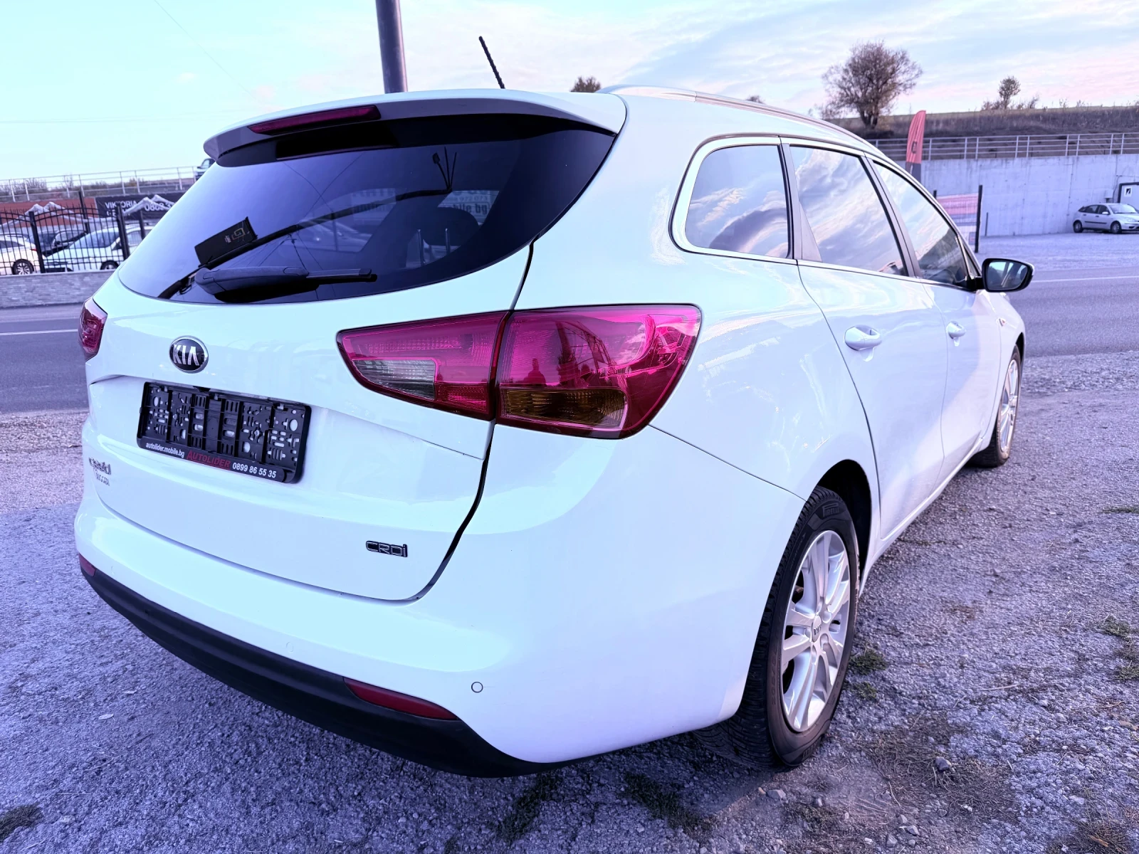 Kia Ceed 1.6 CRDI 110k.c. - изображение 6 | Auto.bg Kia Ceed 1.6 CRDI 110k.c. - изображение 6