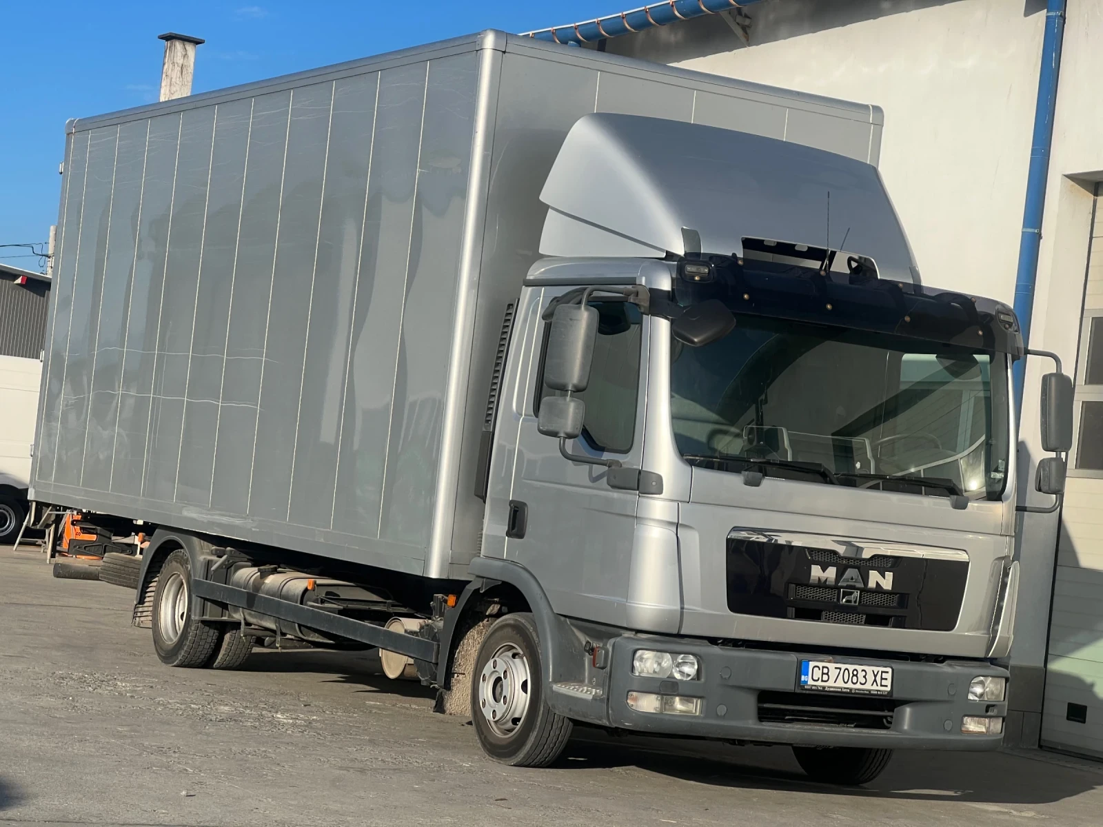 Man Tgl 8.180 / 2012 година / 295.000км | Auto.bg — изображение 1 Man Tgl 8.180 / 2012 година / 295.000км | Auto.bg — изображение 1