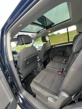 VW Touran Highline* Панорама* Нави* Камера* ДСГ-7* Подгрев* | Auto.bg — изображение 11 VW Touran Highline* Панорама* Нави* Камера* ДСГ-7* Подгрев* | Auto.bg — изображение 11