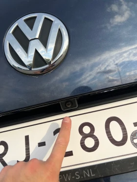 VW Touran Highline* Панорама* Нави* Камера* ДСГ-7* Подгрев* | Auto.bg — изображение 16 VW Touran Highline* Панорама* Нави* Камера* ДСГ-7* Подгрев* | Auto.bg — изображение 16