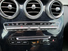 Mercedes-Benz C 400 AMG* LINE* 4MATIC* BURMESTER* КАМЕРА* КЕЙЛЕС* | Auto.bg — изображение 11 Mercedes-Benz C 400 AMG* LINE* 4MATIC* BURMESTER* КАМЕРА* КЕЙЛЕС* | Auto.bg — изображение 11