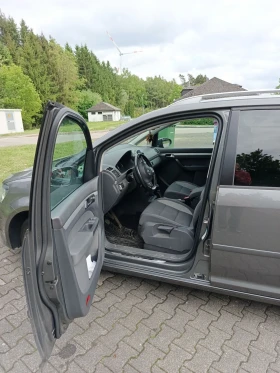 VW Touran 1, 6TDI - 7800 € / 15255.47 лв. - 94820745 13 | Car24.bg VW Touran 1, 6TDI - 7800 € / 15255.47 лв. - 94820745 13