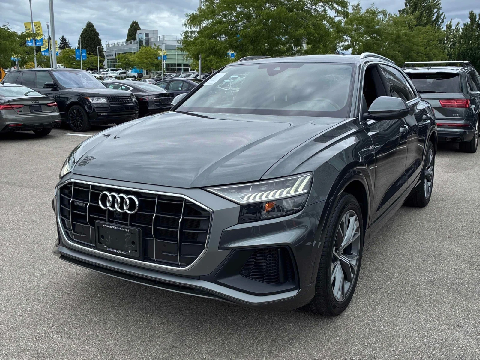 Audi Q8 3.0L FULL* PROGRESSIV PACK / CARFAX | Auto.bg — изображение 1 Audi Q8 3.0L FULL* PROGRESSIV PACK / CARFAX | Auto.bg — изображение 1