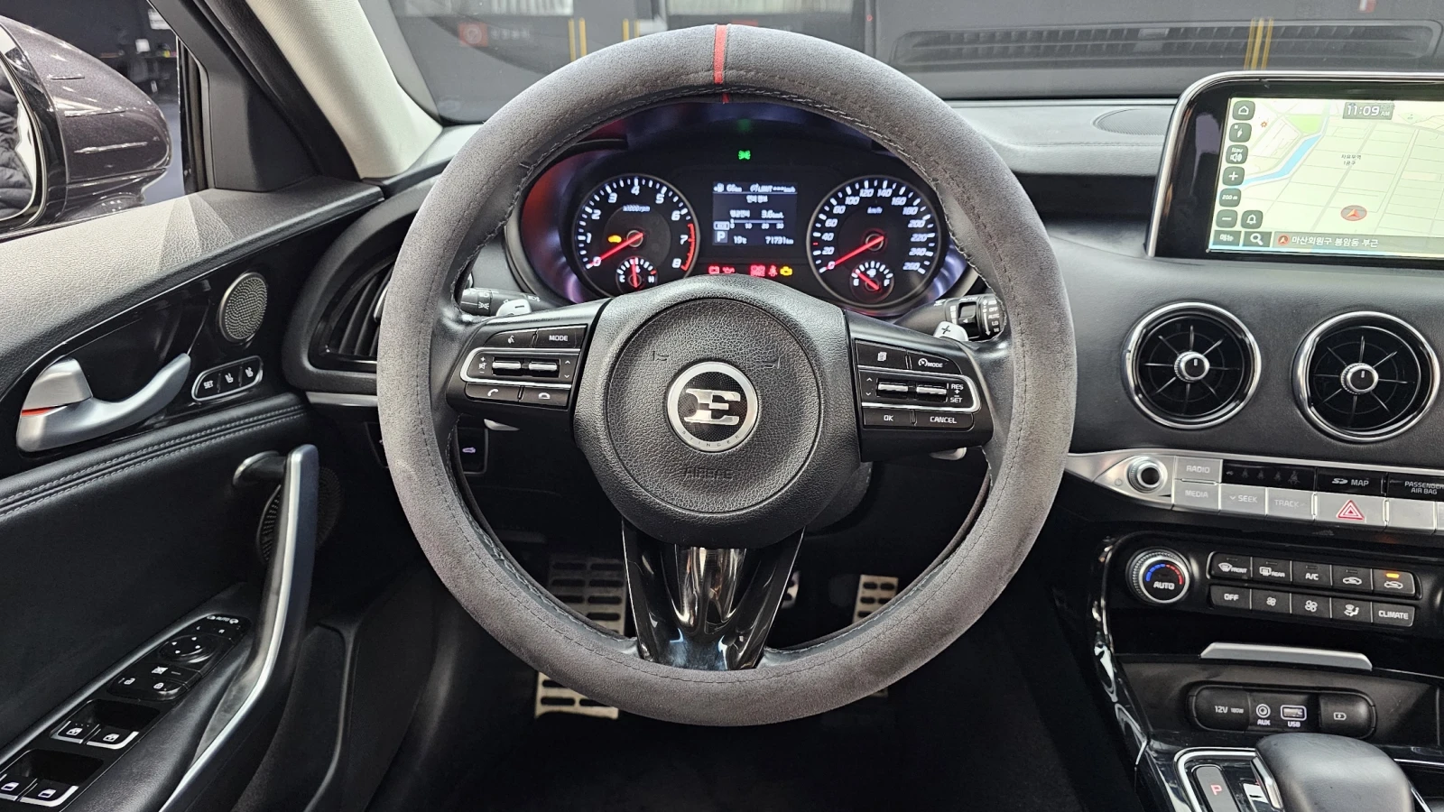 Kia Stinger 2.0T AWD PLATINUM Проверена - изображение 5 | Auto.bg Kia Stinger 2.0T AWD PLATINUM Проверена - изображение 5