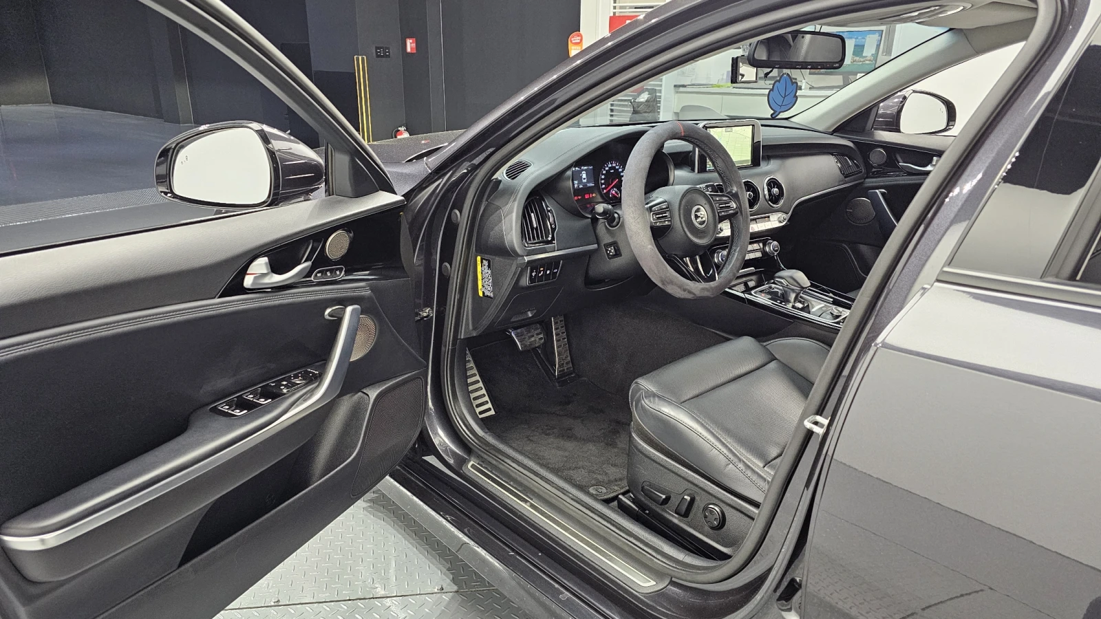 Kia Stinger 2.0T AWD PLATINUM Проверена - изображение 9 | Auto.bg Kia Stinger 2.0T AWD PLATINUM Проверена - изображение 9