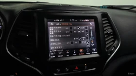 Jeep Cherokee * 2.4* Longitude High* AWD* КОЖА* ПОДГРЕВ* ПАНОРАМ | Auto.bg — изображение 9 Jeep Cherokee * 2.4* Longitude High* AWD* КОЖА* ПОДГРЕВ* ПАНОРАМ | Auto.bg — изображение 9