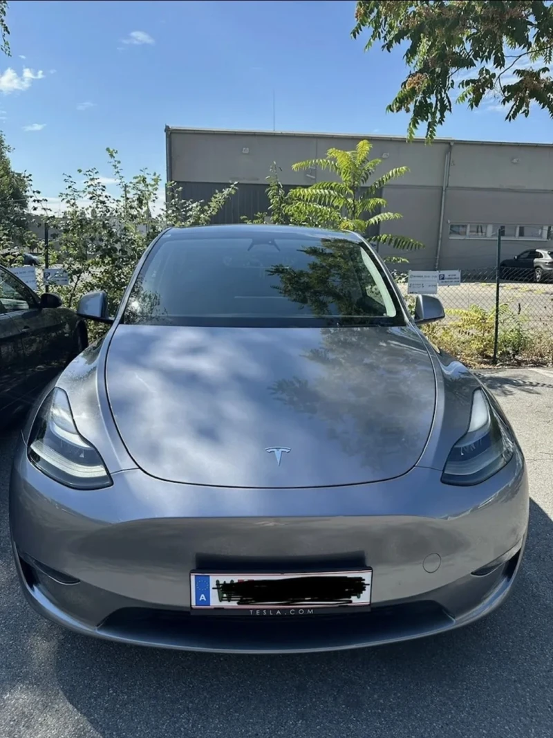Tesla Model Y Performance 13000км - 41000 € - 22929018 1 | Car24.bg Tesla Model Y Performance 13000км - 41000 € - 22929018 1