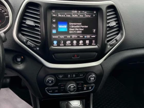 Jeep Cherokee * Trailhawk * ПОДГРЕВ * КАМЕРА * ПРЕДСТАВИТЕЛСТВО - 8200 € / 16037.81 лв. - 77428659 9 | Car24.bg Jeep Cherokee * Trailhawk * ПОДГРЕВ * КАМЕРА * ПРЕДСТАВИТЕЛСТВО - 8200 € / 16037.81 лв. - 77428659 9