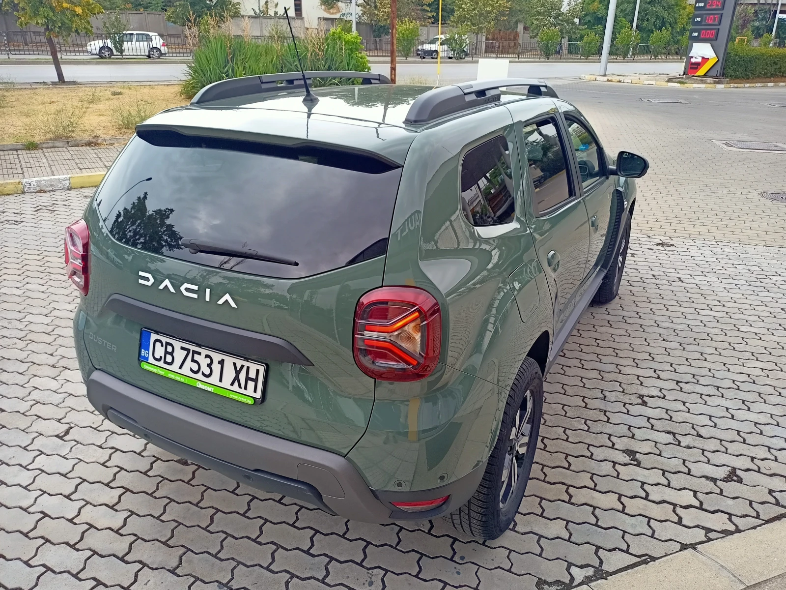 Dacia Duster 2900лв за получаване, 1.3TCe 6G-DCT - изображение 4 | Auto.bg Dacia Duster 2900лв за получаване, 1.3TCe 6G-DCT - изображение 4
