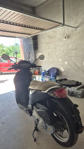 Aprilia Scarabeo 200ie | Auto.bg — изображение 3 Aprilia Scarabeo 200ie | Auto.bg — изображение 3