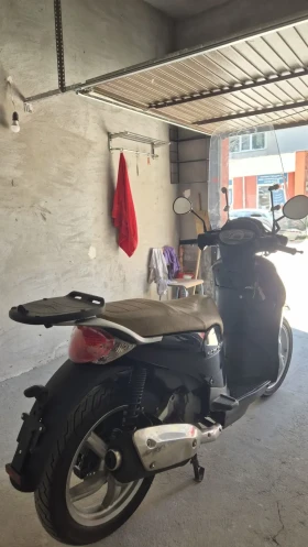 Aprilia Scarabeo 200ie | Auto.bg — изображение 4 Aprilia Scarabeo 200ie | Auto.bg — изображение 4