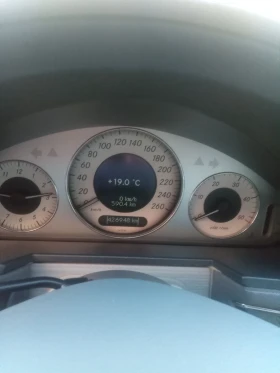 Mercedes-Benz E 320 Авангард | Auto.bg — изображение 7 Mercedes-Benz E 320 Авангард | Auto.bg — изображение 7