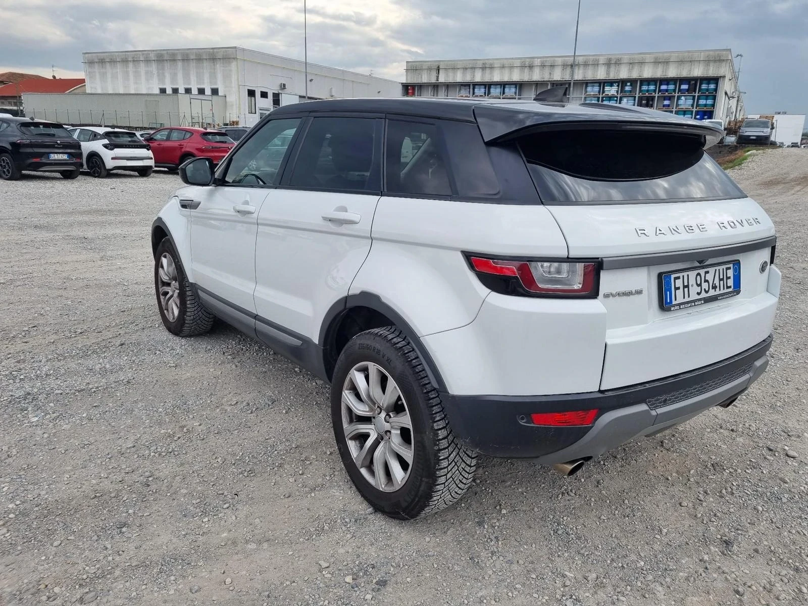 Land Rover Range Rover Evoque (KATO НОВА) - изображение 4 | Auto.bg Land Rover Range Rover Evoque (KATO НОВА) - изображение 4