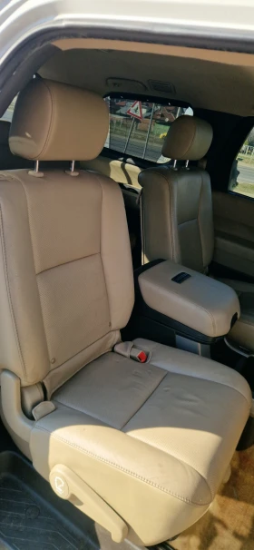 Toyota Sequoia Platinum 4x4 - 14400 € / 28163.95 лв. - 37042674 10 | Car24.bg Toyota Sequoia Platinum 4x4 - 14400 € / 28163.95 лв. - 37042674 10