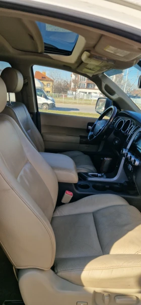Toyota Sequoia Platinum 4x4 - 14400 € / 28163.95 лв. - 37042674 12 | Car24.bg Toyota Sequoia Platinum 4x4 - 14400 € / 28163.95 лв. - 37042674 12