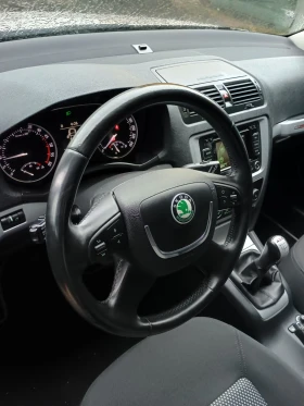 Skoda Octavia SCOUT * 4X4 * СЕРВИЗНИ ДОКУМЕНТИ * 164000км!!! - 13999 лв. / 7157.58 € - 41874107 12 | Car24.bg Skoda Octavia SCOUT * 4X4 * СЕРВИЗНИ ДОКУМЕНТИ * 164000км!!! - 13999 лв. / 7157.58 € - 41874107 12