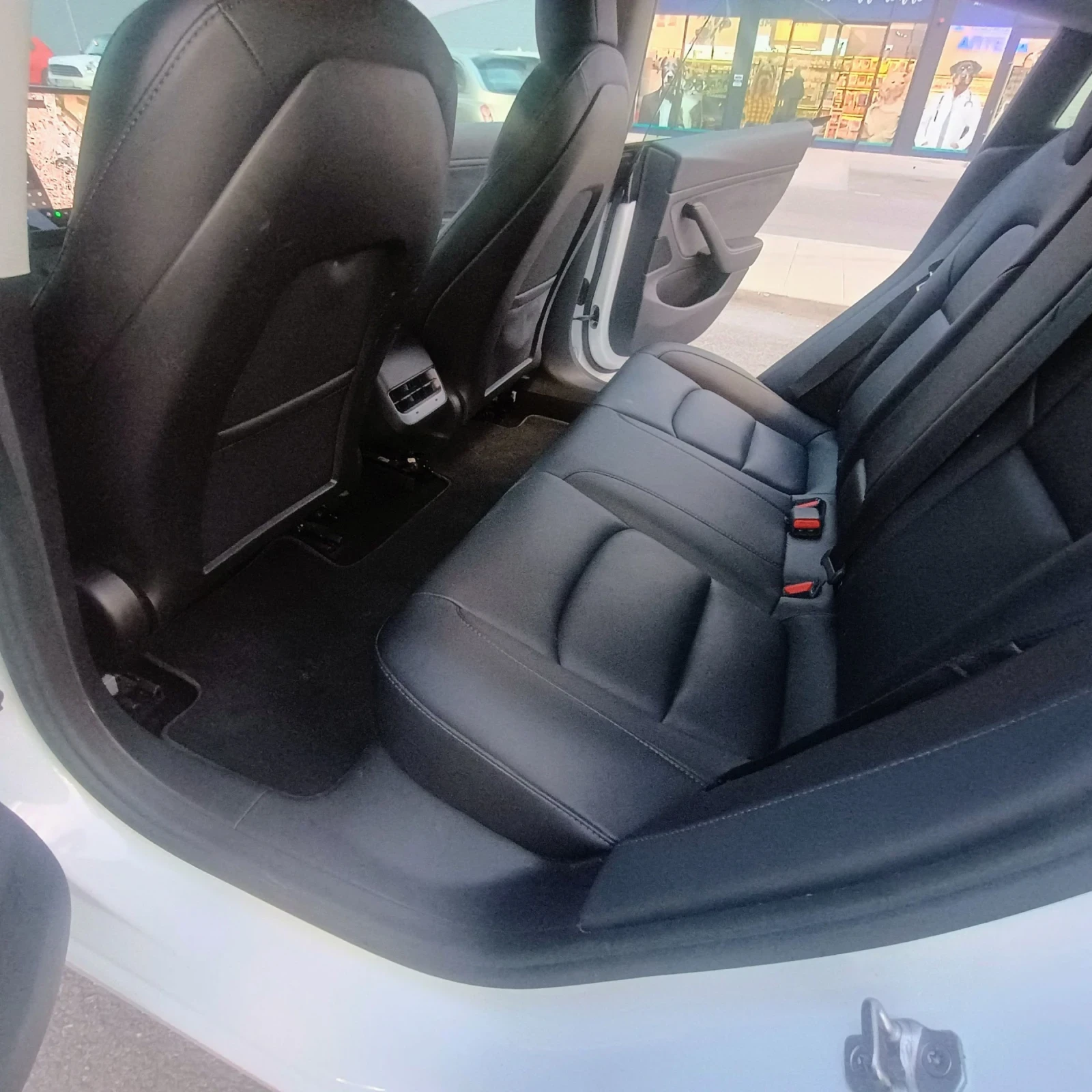 Tesla Model 3 Long range , facelift , CCS европейска 4х4 - изображение 8 | Auto.bg Tesla Model 3 Long range , facelift , CCS европейска 4х4 - изображение 8