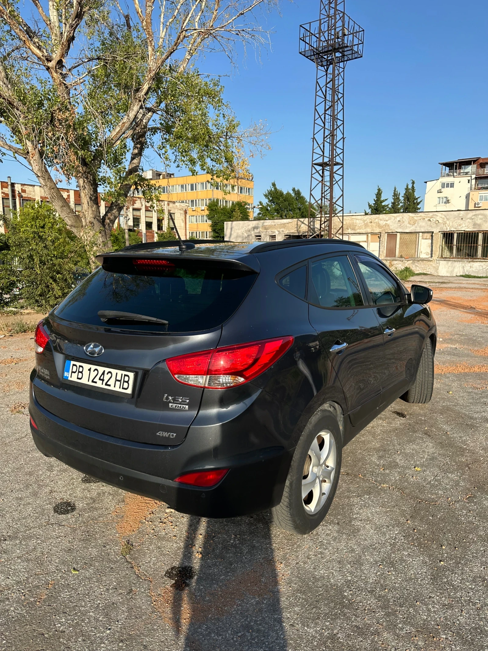 Hyundai IX35 Hyundai IX35 2.0CRDI 184к.с. Автомат* Нави* 4х4*  - изображение 5 | Auto.bg Hyundai IX35 Hyundai IX35 2.0CRDI 184к.с. Автомат* Нави* 4х4*  - изображение 5