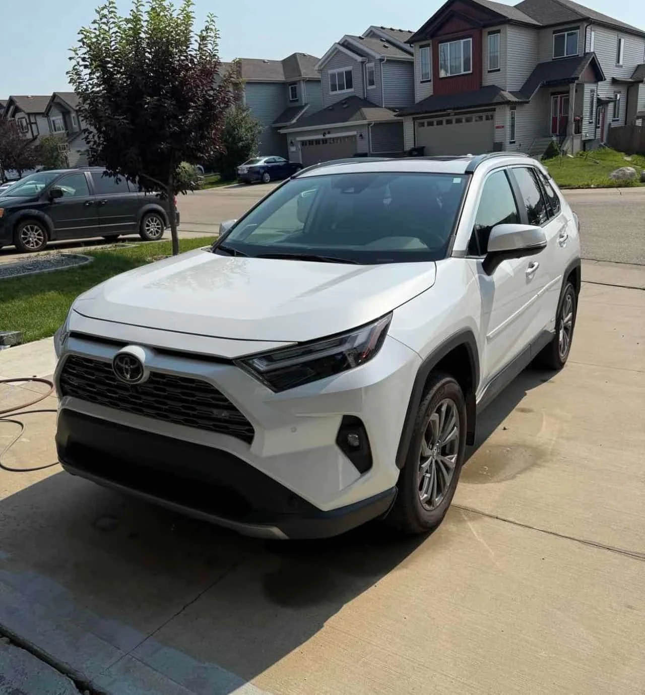 Toyota Rav4 Hybrid Limited | CARFAX | АВТОКРЕДИТ | Auto.bg — изображение 1 Toyota Rav4 Hybrid Limited | CARFAX | АВТОКРЕДИТ | Auto.bg — изображение 1