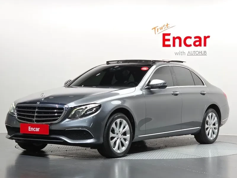 Mercedes-Benz E 300 4MATIC - САМО 30% АВАНС | Auto.bg — изображение 1 Mercedes-Benz E 300 4MATIC - САМО 30% АВАНС | Auto.bg — изображение 1