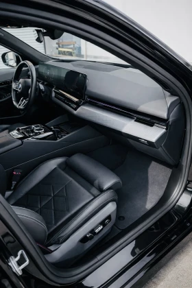 BMW 520 M-Sport PRO* Iconic* Night Vision* Head-Up* Harman | Auto.bg — изображение 10 BMW 520 M-Sport PRO* Iconic* Night Vision* Head-Up* Harman | Auto.bg — изображение 10