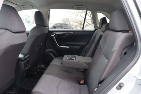 Toyota Rav4 * Hybrid LE * 1 СОБСТВЕНИК * 2 КЛЮЧАА * ПОДГРЕВ | Auto.bg — изображение 12 Toyota Rav4 * Hybrid LE * 1 СОБСТВЕНИК * 2 КЛЮЧАА * ПОДГРЕВ | Auto.bg — изображение 12