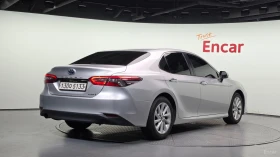 Toyota Camry * ПАНО* KEYLESS* Camera* ПОДГРЕВ* LED* | Auto.bg — изображение 2 Toyota Camry * ПАНО* KEYLESS* Camera* ПОДГРЕВ* LED* | Auto.bg — изображение 2