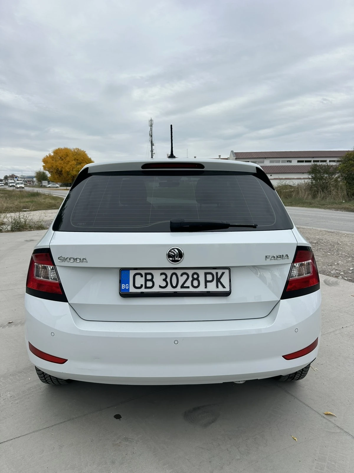 Skoda Fabia 1.0 / БЕНЗИН/ГАЗ - изображение 6 | Auto.bg Skoda Fabia 1.0 / БЕНЗИН/ГАЗ - изображение 6