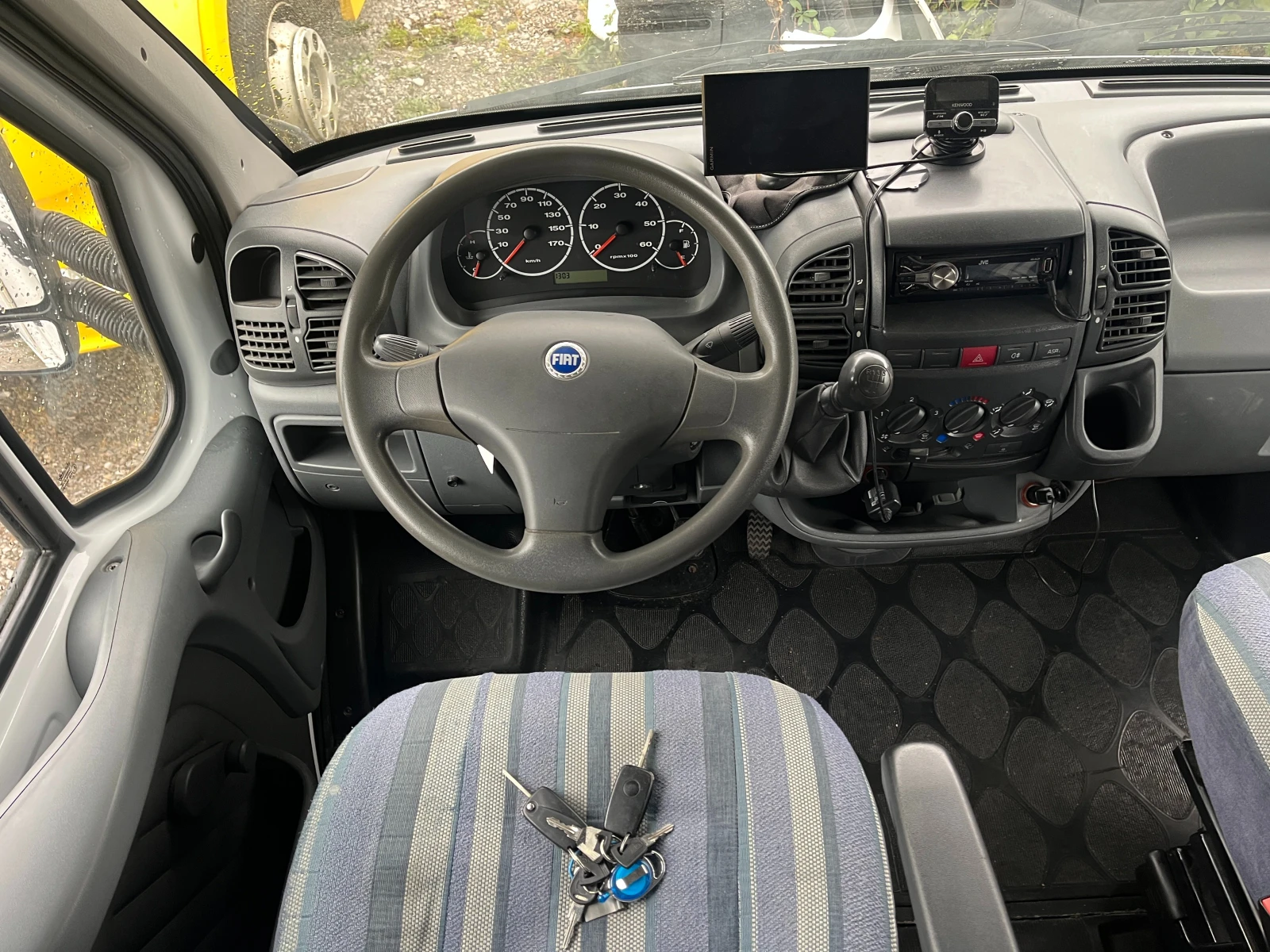 Fiat Ducato КЕМПЕР+ КЛИМАТИК - изображение 5 | Auto.bg Fiat Ducato КЕМПЕР+ КЛИМАТИК - изображение 5