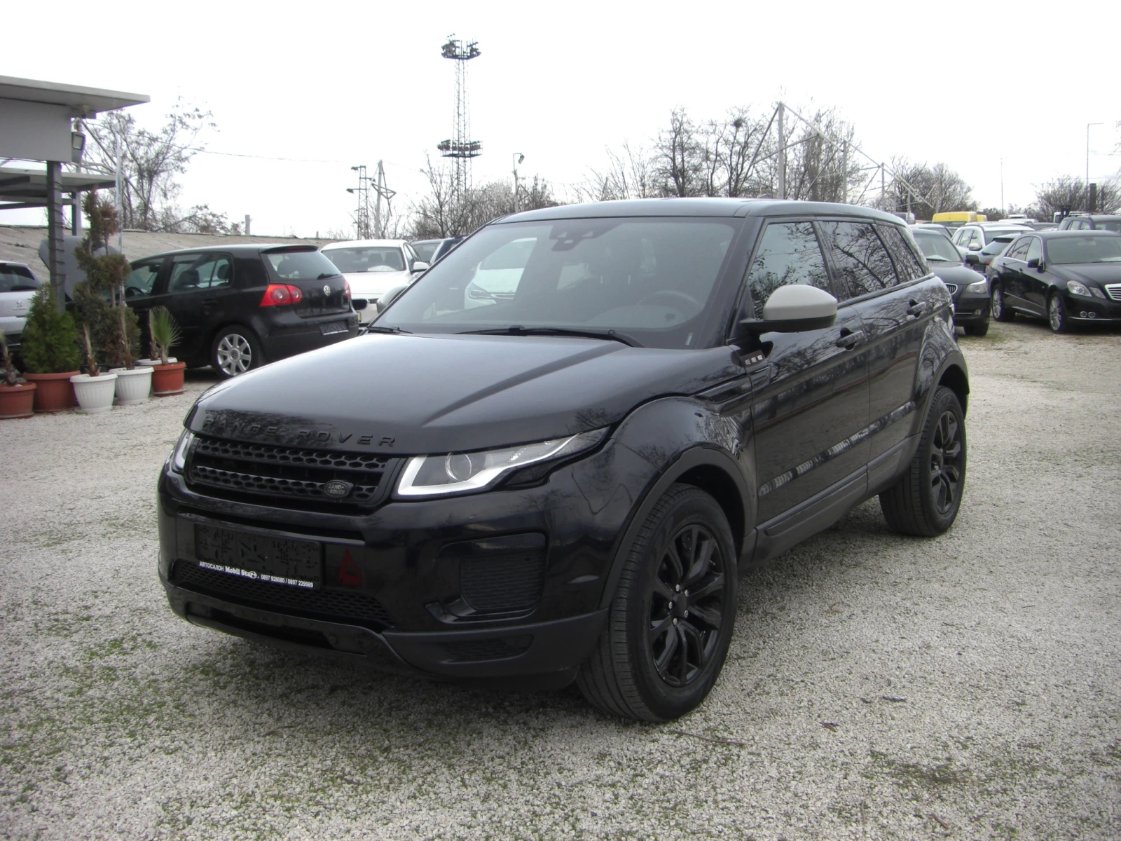 Land Rover Range Rover Evoque 2.0d Black Edition FACELIFT | Auto.bg — изображение 1 Land Rover Range Rover Evoque 2.0d Black Edition FACELIFT | Auto.bg — изображение 1