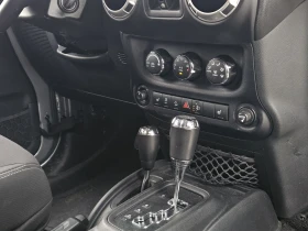 Jeep Wrangler 2.8 CRD UNLIMITED SAHARA - 24000 € / 46939.92 лв. - 15607728 12 | Car24.bg Jeep Wrangler 2.8 CRD UNLIMITED SAHARA - 24000 € / 46939.92 лв. - 15607728 12