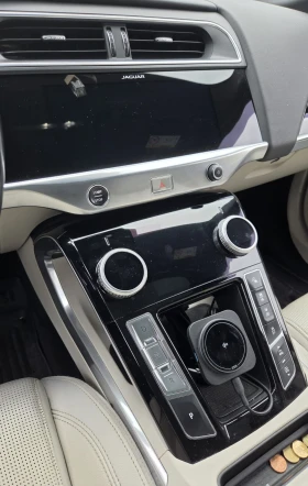 Jaguar I-Pace EV400* SE* AWD* Бартер - 23999 € - 16884235 14 | Car24.bg Jaguar I-Pace EV400* SE* AWD* Бартер - 23999 € - 16884235 14