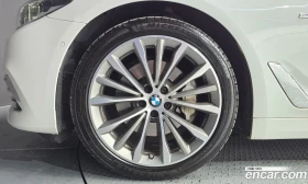 BMW 540 540i xDrive Luxury Plus - 28990 € - 50985968 5 | Car24.bg BMW 540 540i xDrive Luxury Plus - 28990 € - 50985968 5