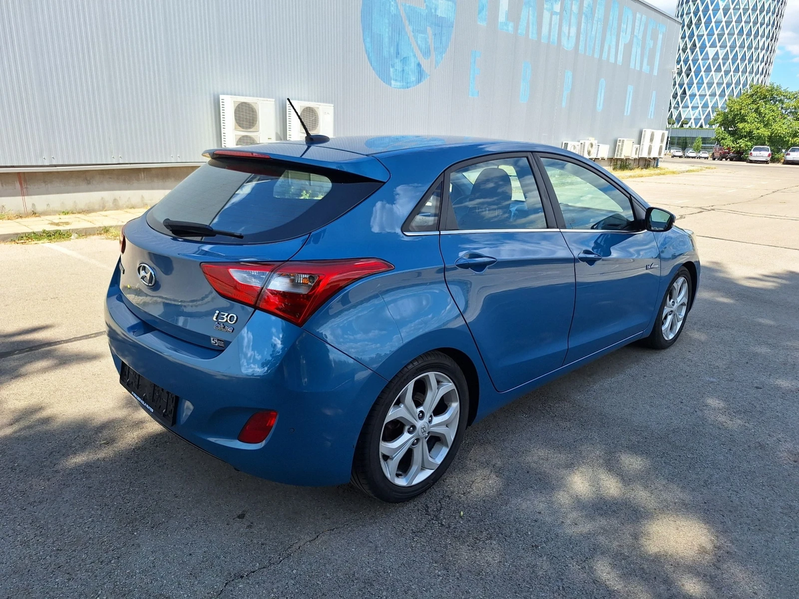 Hyundai I30 1.6-135кс. - изображение 3 | Auto.bg Hyundai I30 1.6-135кс. - изображение 3