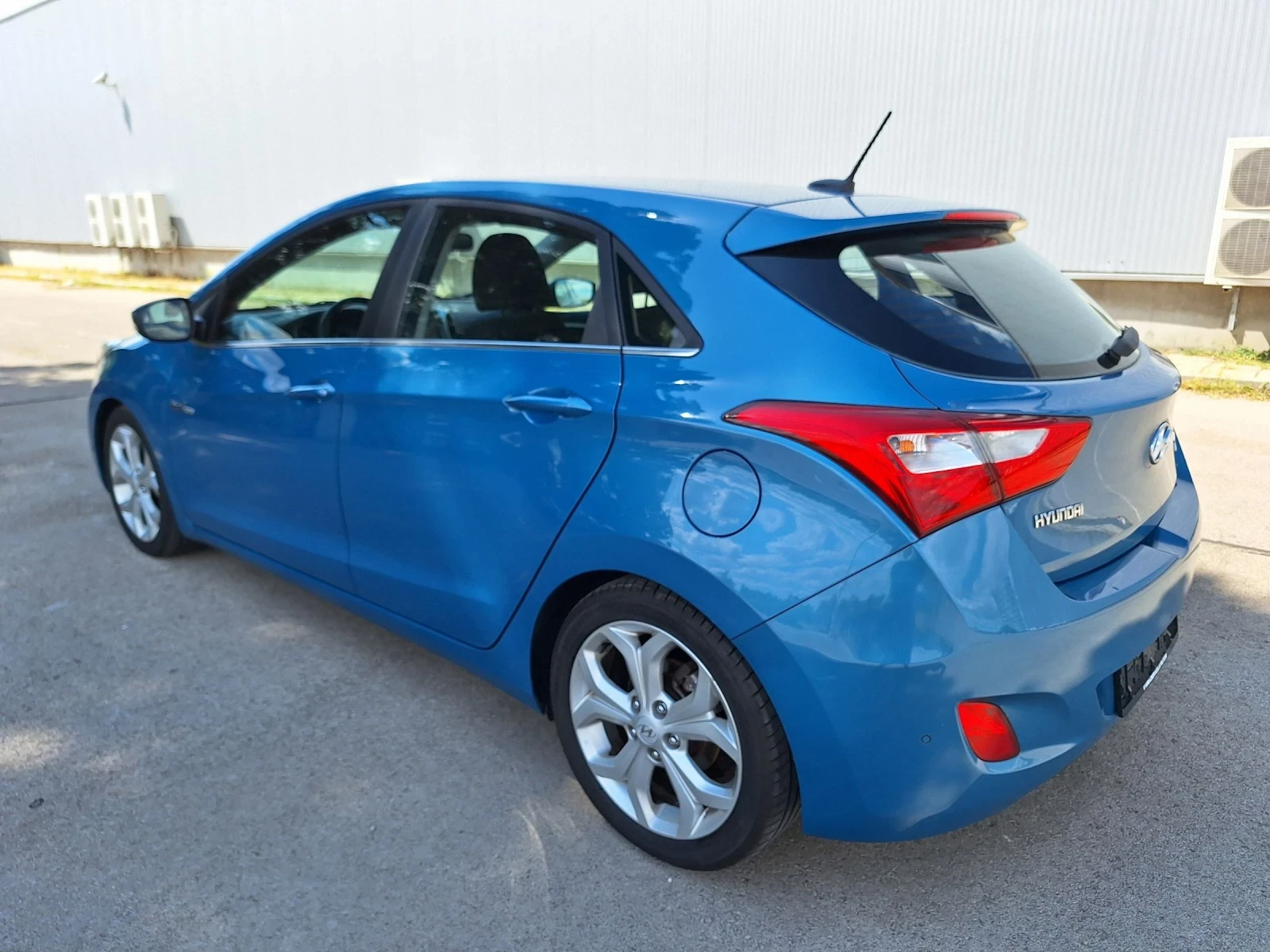 Hyundai I30 1.6-135кс. - изображение 4 | Auto.bg Hyundai I30 1.6-135кс. - изображение 4