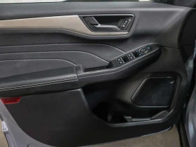 Ford Escape * SE * CARFAX * ЦЕНА ДО БГ | Auto.bg — изображение 5 Ford Escape * SE * CARFAX * ЦЕНА ДО БГ | Auto.bg — изображение 5