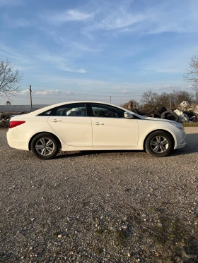 Hyundai Sonata - 7500 € / 14668.73 лв. - 44689153 8 | Car24.bg Hyundai Sonata - 7500 € / 14668.73 лв. - 44689153 8