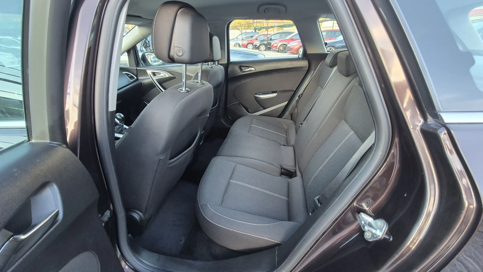 Opel Astra 2.0 NAVIGACIA - изображение 10 | Auto.bg Opel Astra 2.0 NAVIGACIA - изображение 10