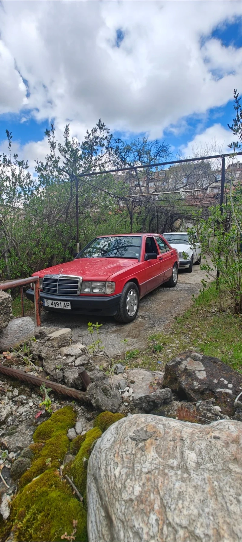 Mercedes-Benz 190 Седан - 3700 € - 29062804 1 | Car24.bg Mercedes-Benz 190 Седан - 3700 € - 29062804 1