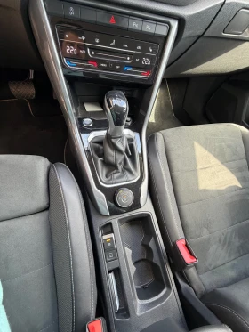 VW T-Roc undefined | Auto.bg — изображение 7 VW T-Roc undefined | Auto.bg — изображение 7